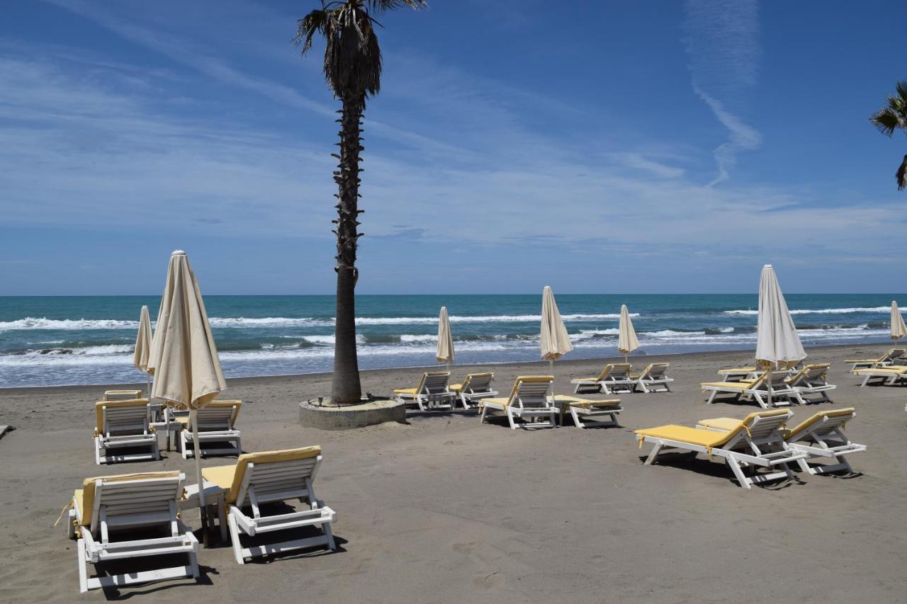 Amber Hotel Albania Spille Exterior photo