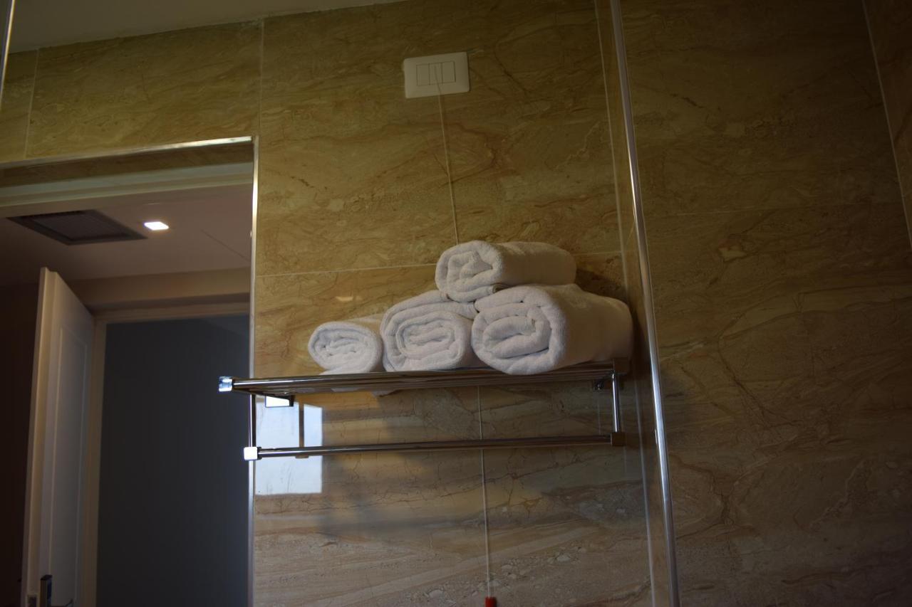 Amber Hotel Albania Spille Exterior photo