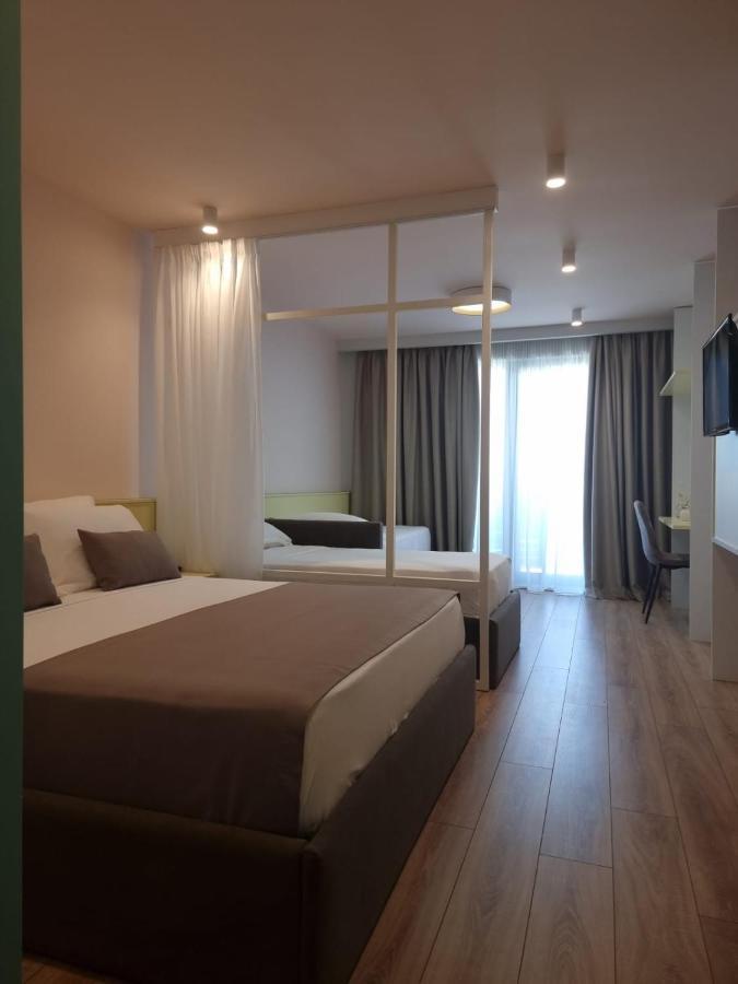 Amber Hotel Albania Spille Exterior photo