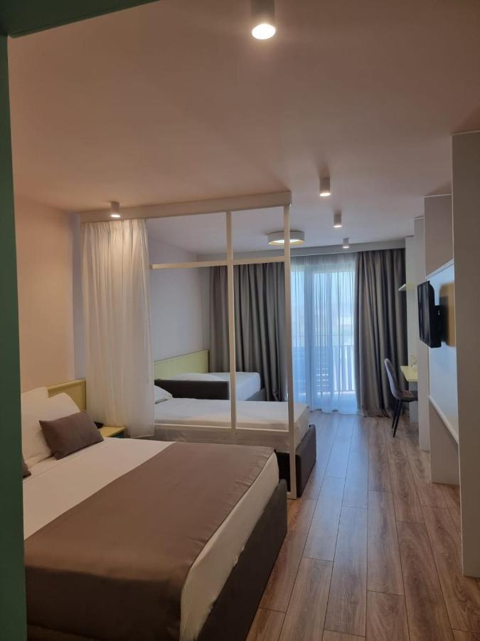 Amber Hotel Albania Spille Exterior photo