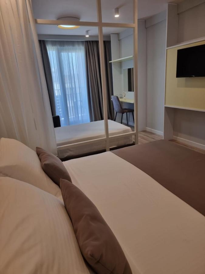 Amber Hotel Albania Spille Exterior photo